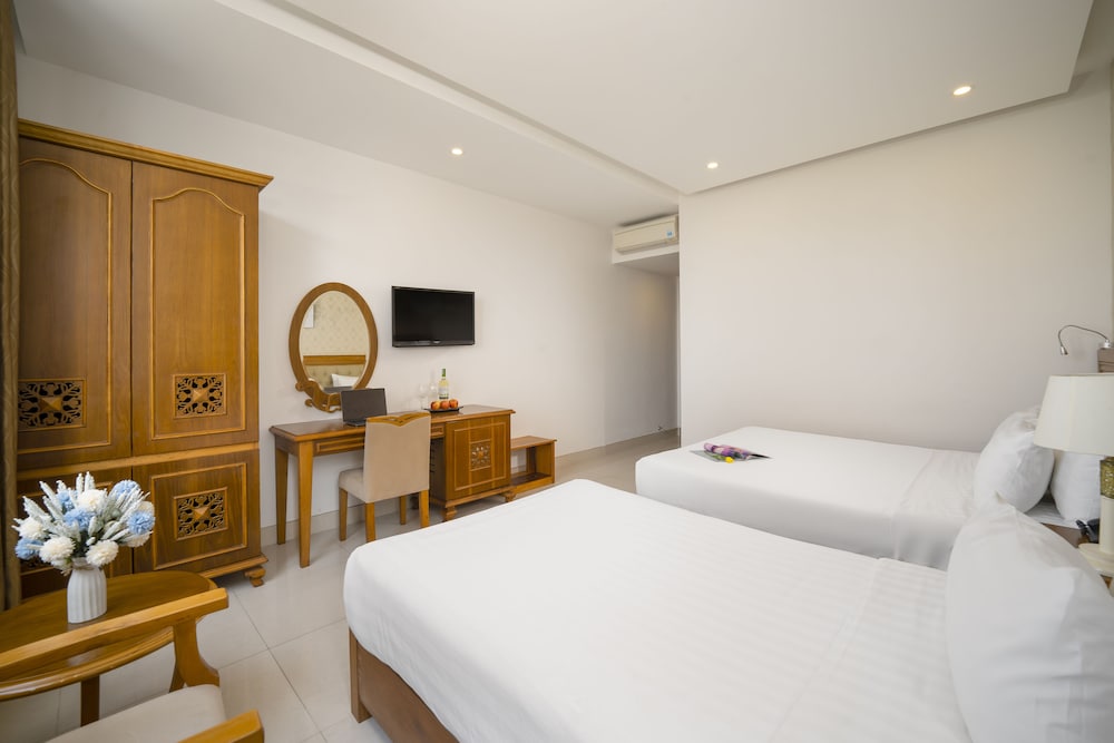 Royal Family Hotel Da Nang 11/50