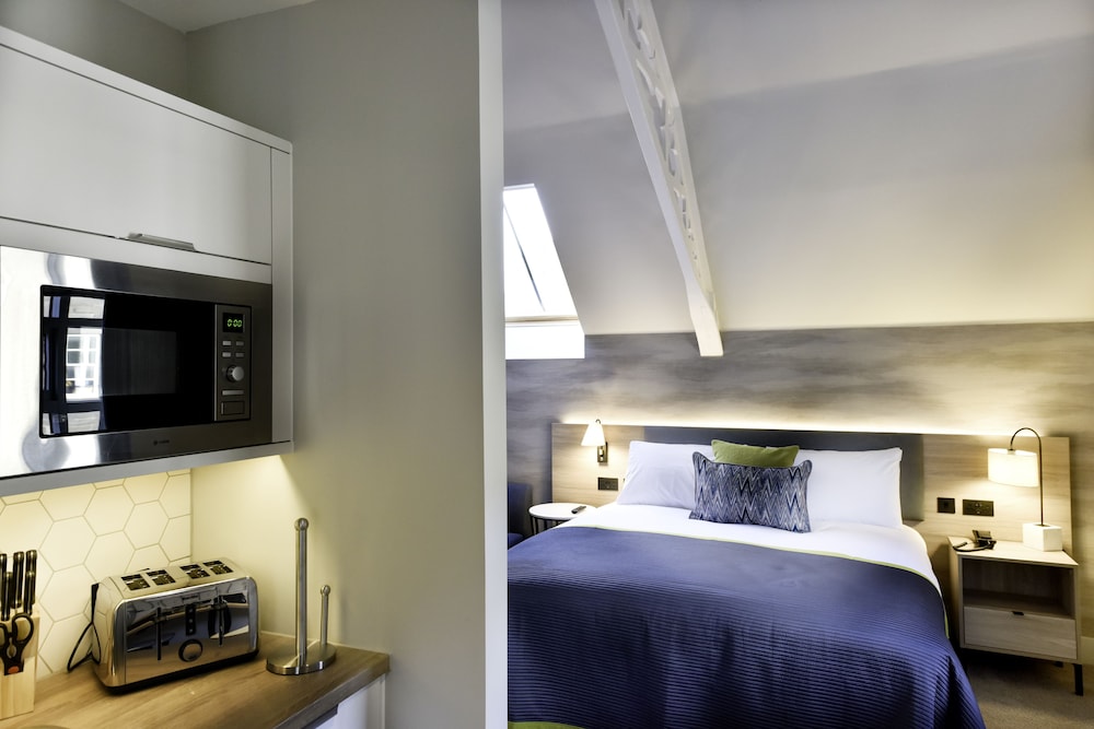 Staybridge Suites Dundee 20/76