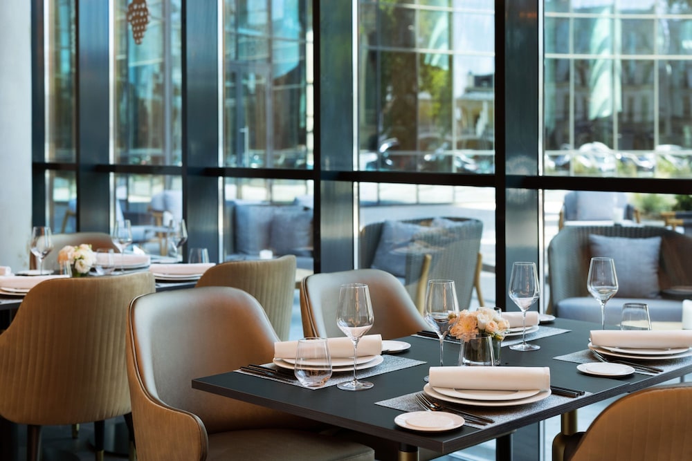 Paragraph Freedom Square, a Luxury Collection Hotel, Tbilisi 37/50