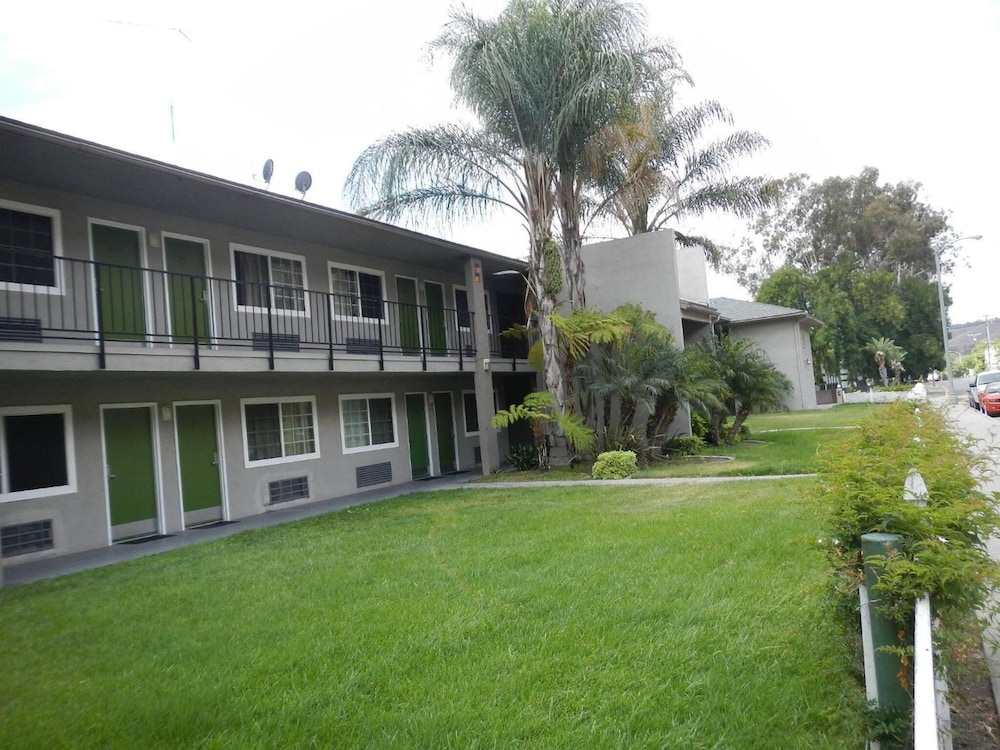 Travelodge by Wyndham Fairplex Pomona 5/57