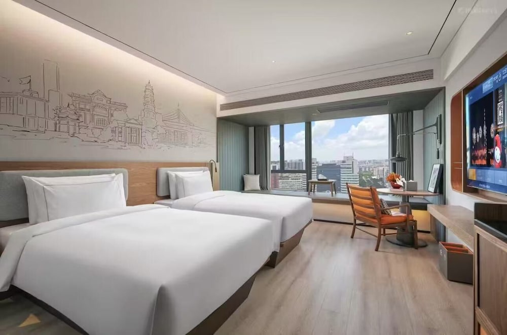 UrCove by Hyatt Shantou Xinyicheng Huanghe Road 12/30