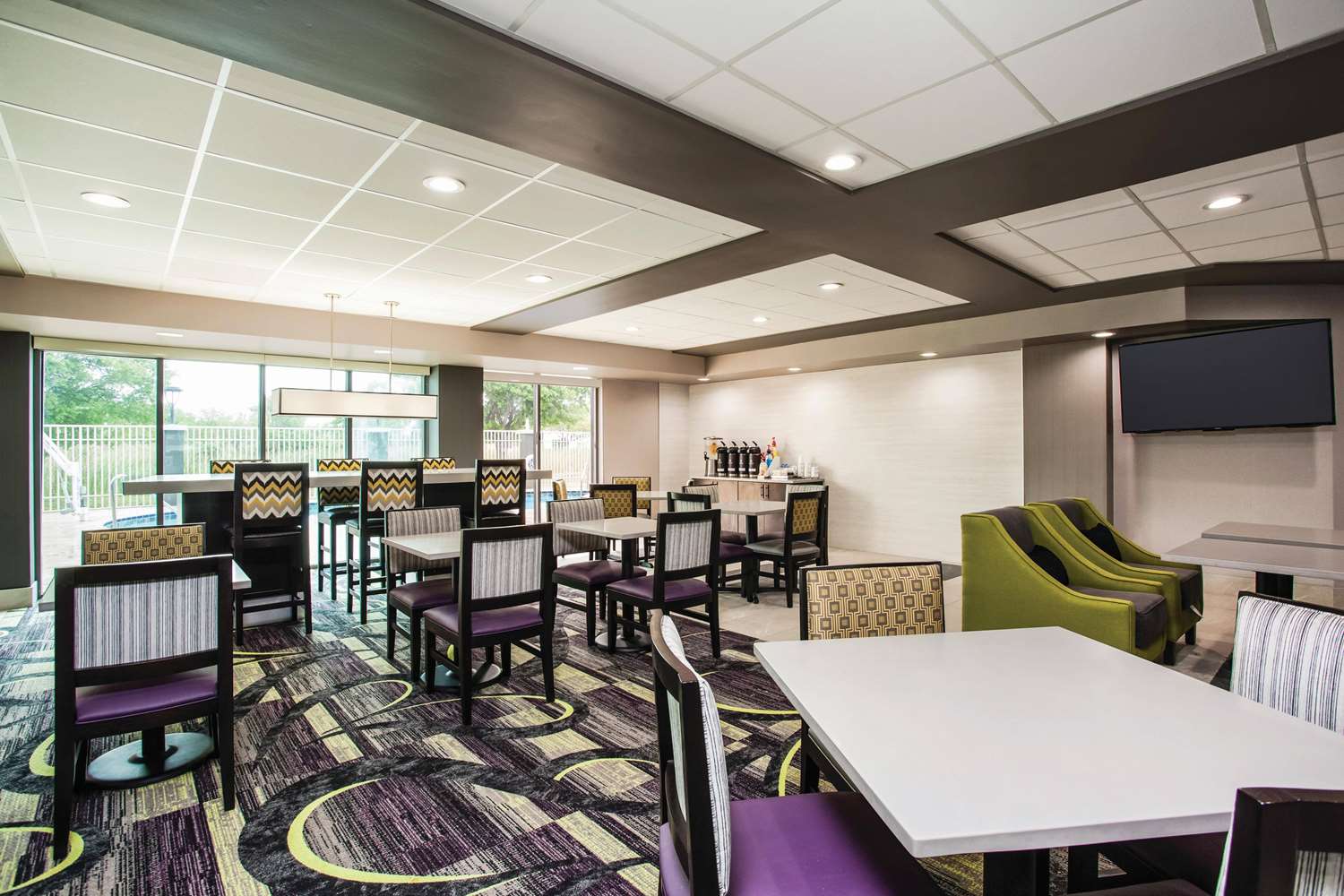 Comfort Inn & Suites Clearwater South 7/14