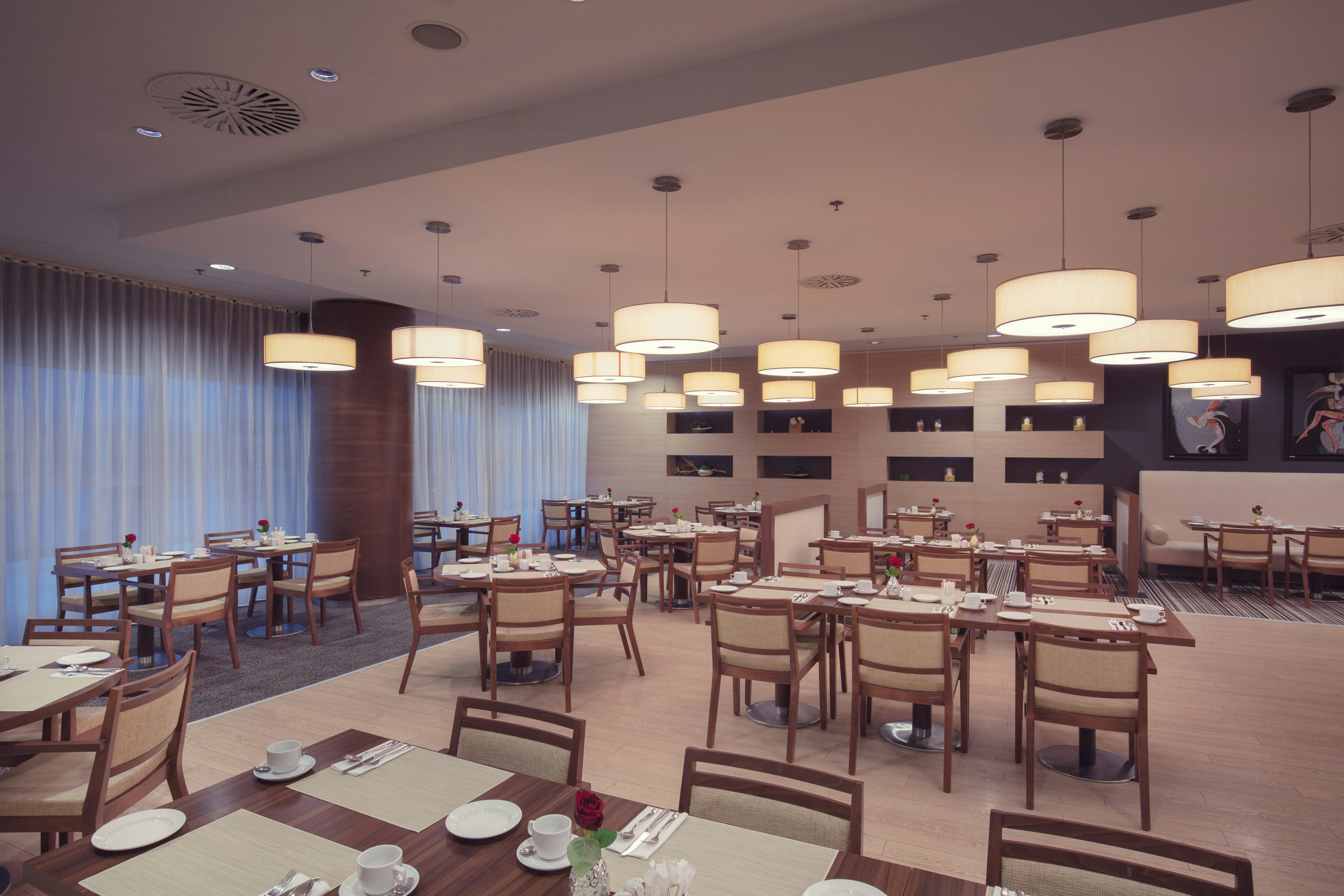 Doubletree By Hilton Kosice 55/76