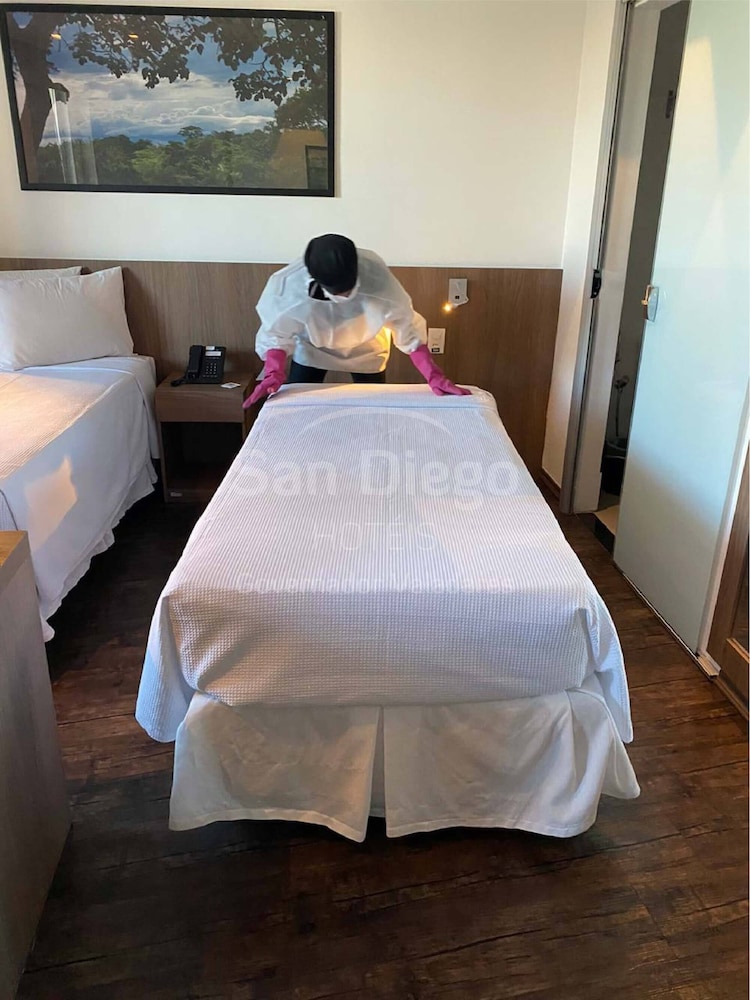 San Diego Suites Governador Valadares 32/68
