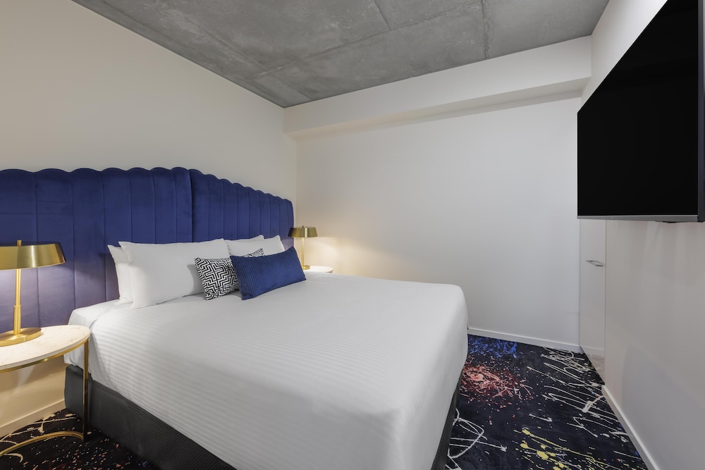 Oaks Melbourne St Kilda Road Hotel 16/64