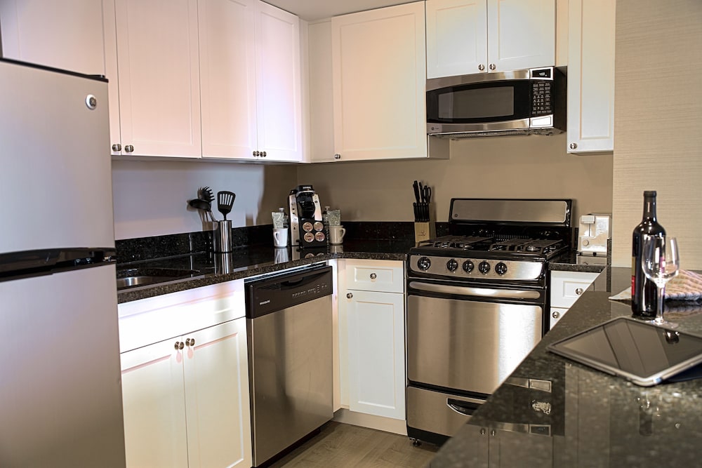 The Windsor Suites 43/44