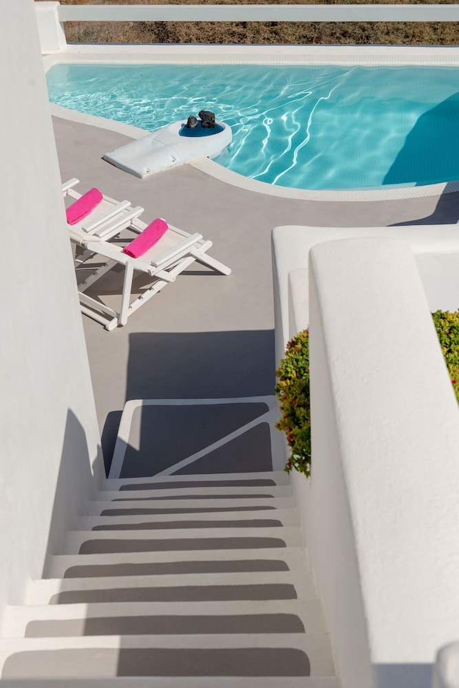 Aura Marina Apartments 14/50