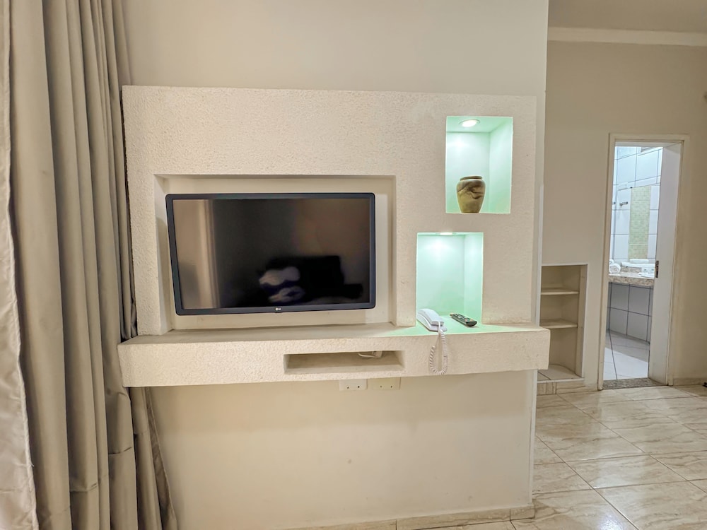 Nacional Inn Guaruja 40/56