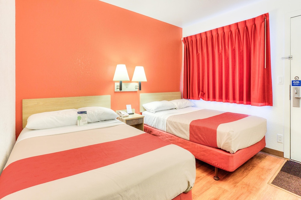Motel6 Tigard, OR - Portland South - Lake Oswego 37/59