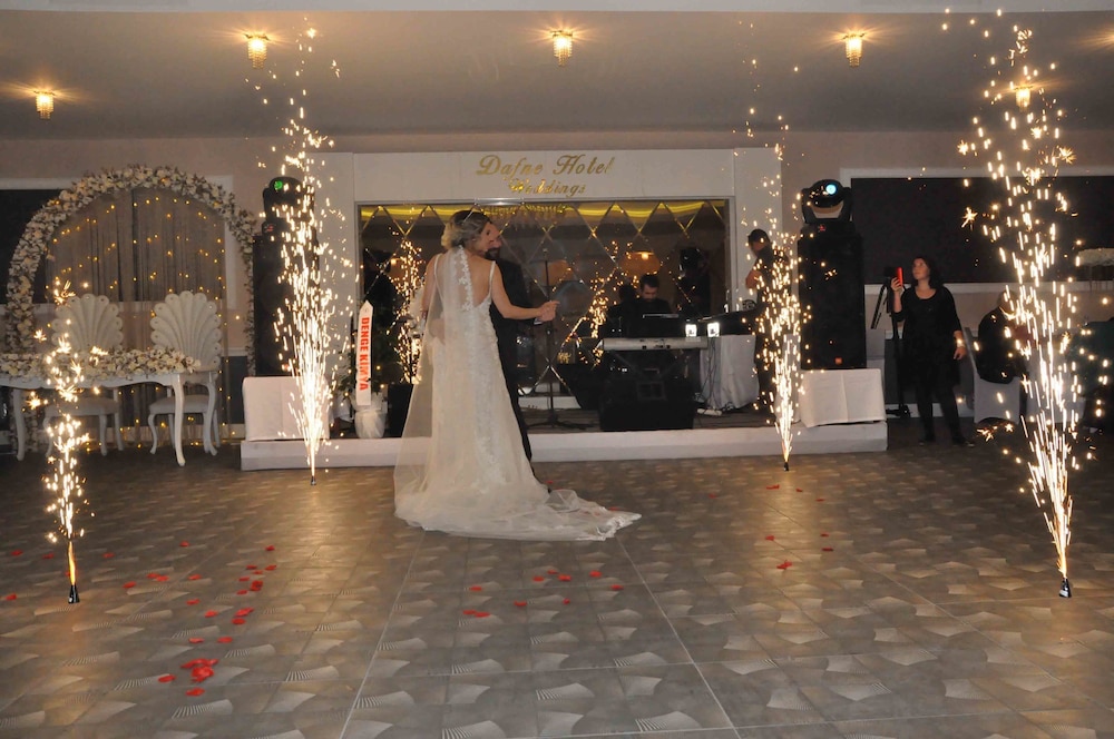 Dafne Hotel 46/50