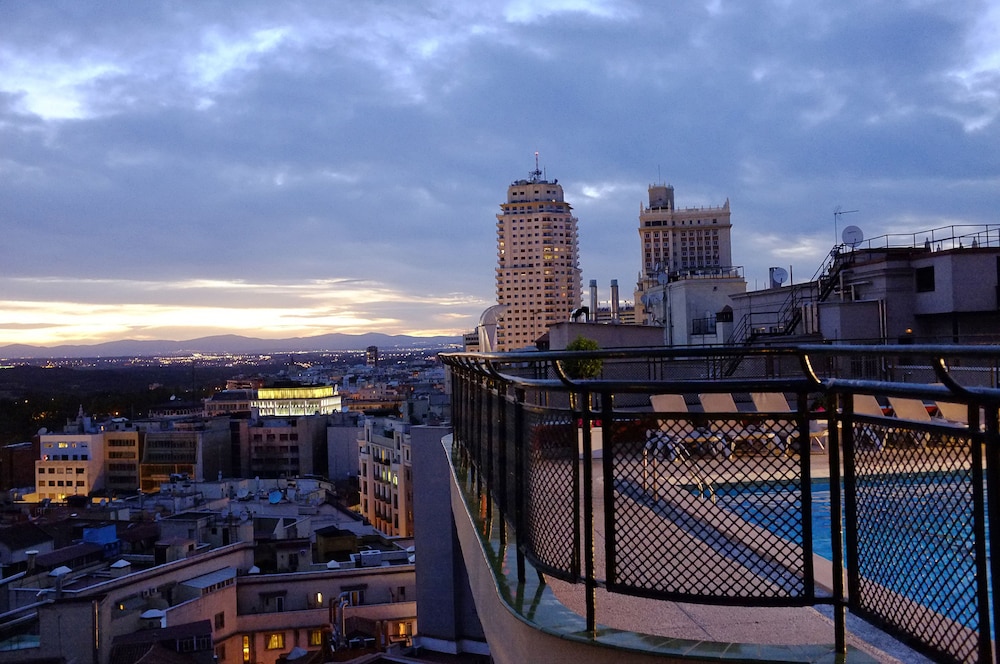 Emperador Hotel Madrid 38/50