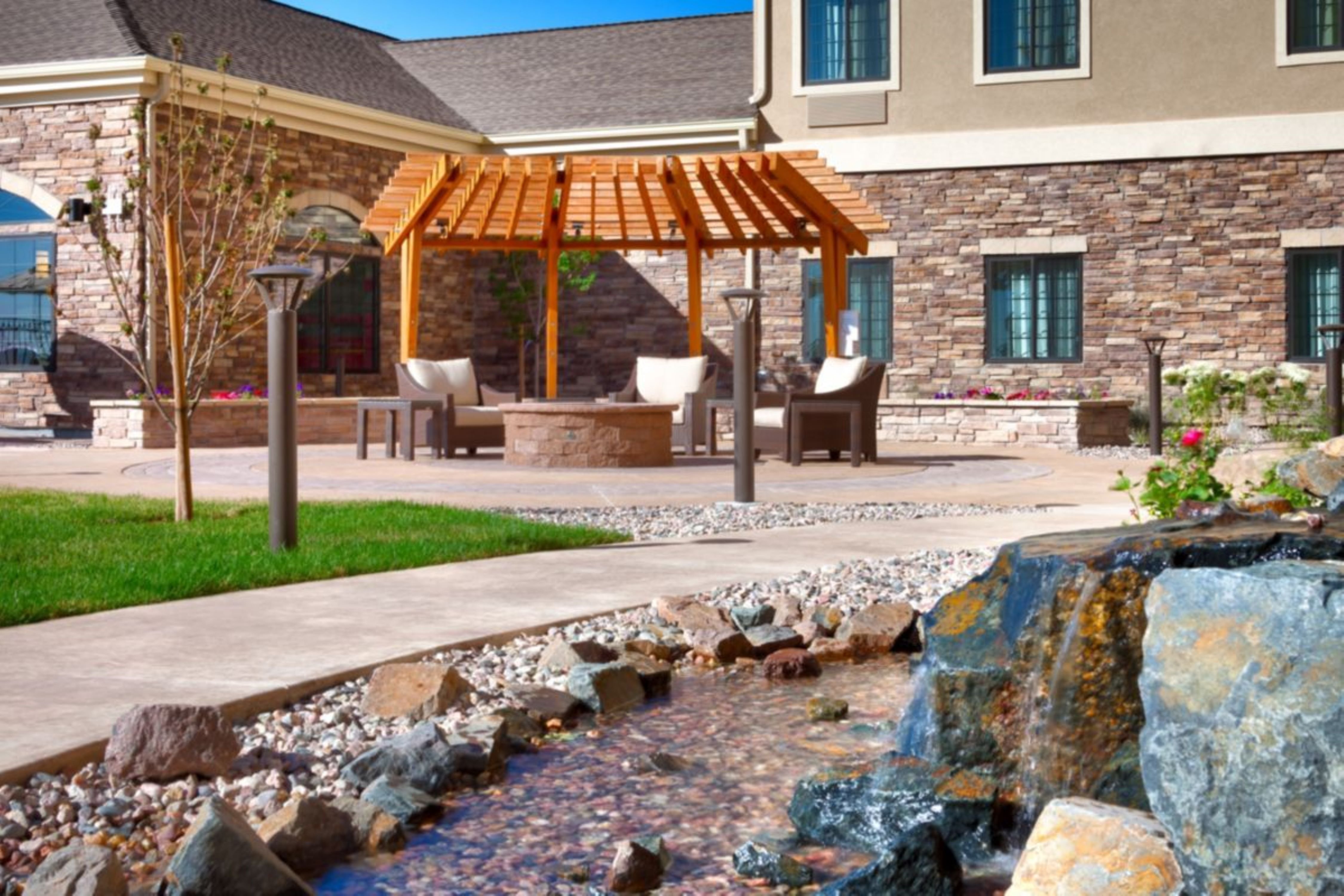 Staybridge Suites Bismarck 34/78