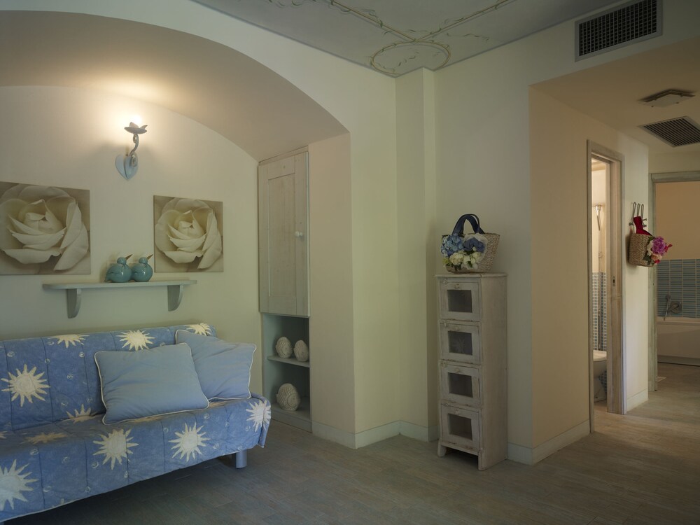 Relais & Residence Villa Mazzanta 24/50