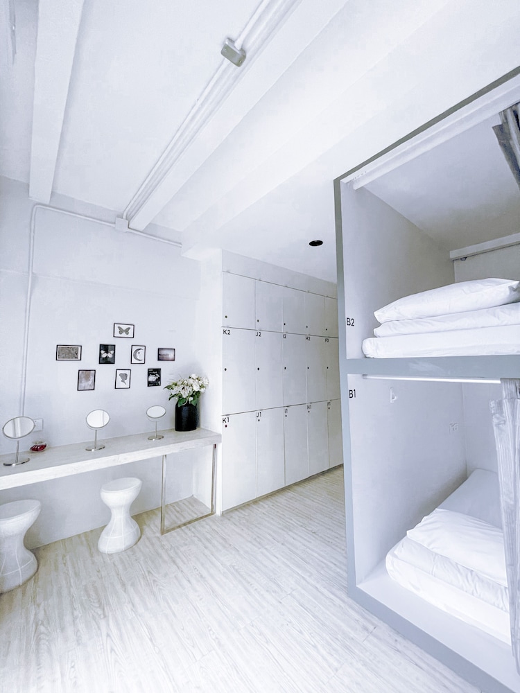 3Howw Hostel At Sukhumvit 21 16/71