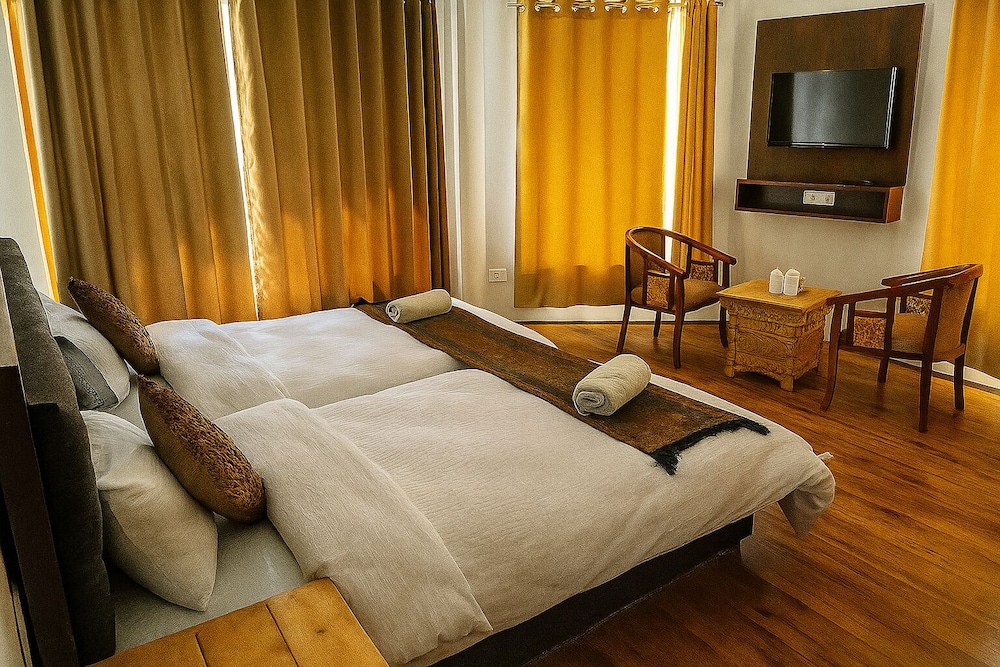 Hotel Grand Nubra 16/35