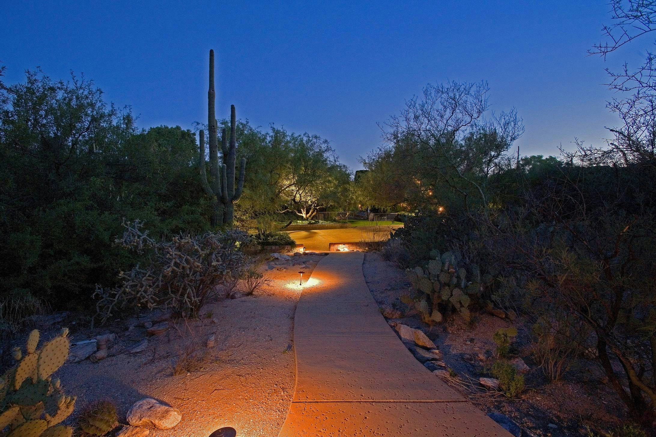 Loews Ventana Canyon Resort 97/99