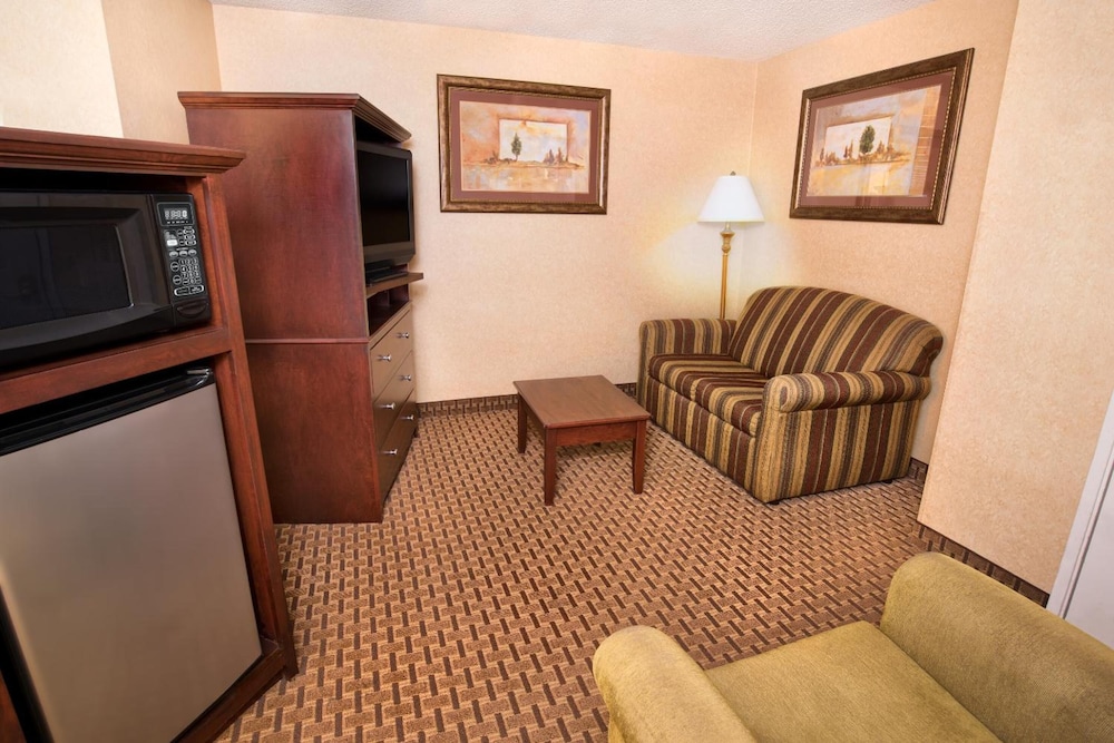 Grand Plaza Hotel 20/34