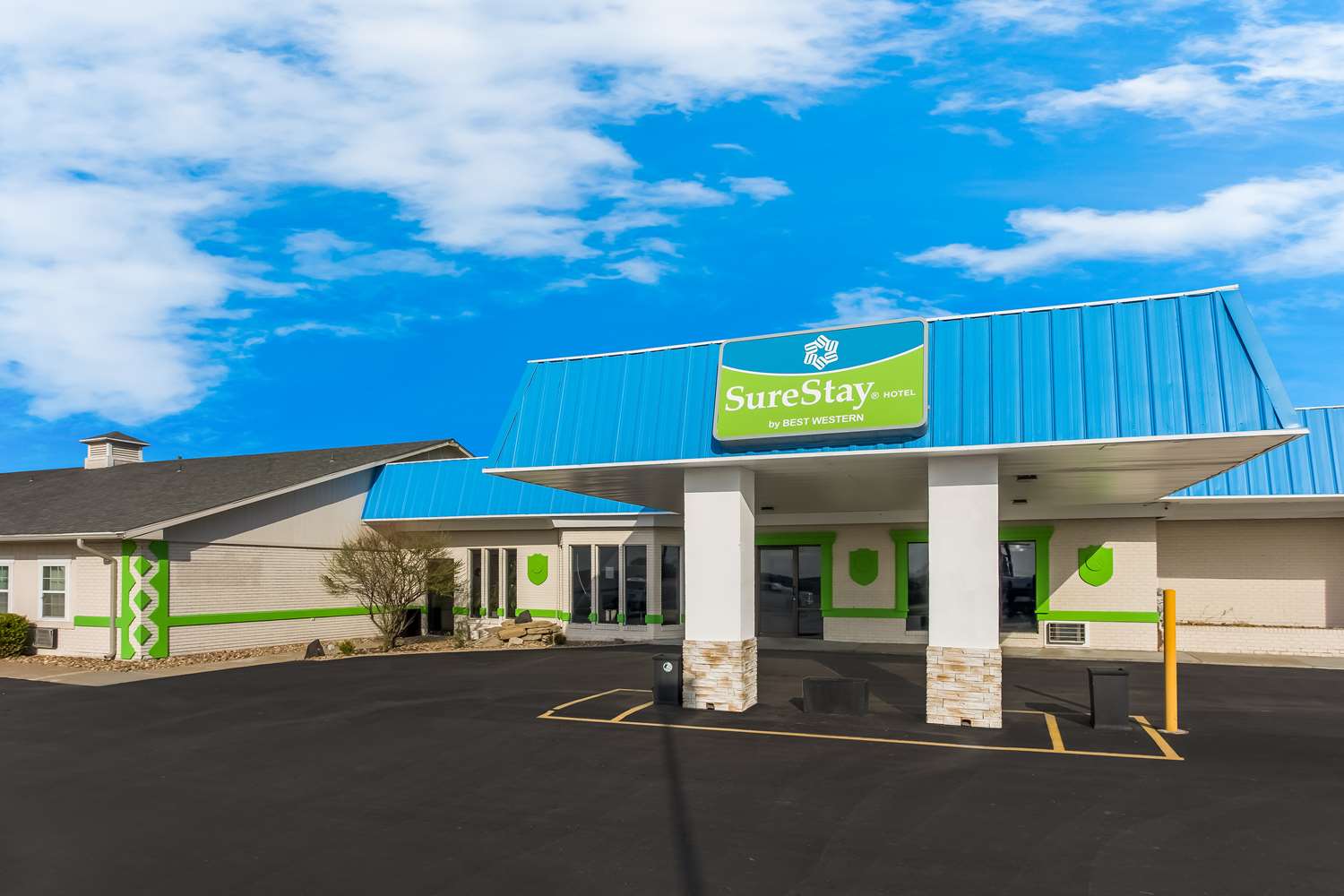 Surestay Hotel By Best Western Higginsville 4/11