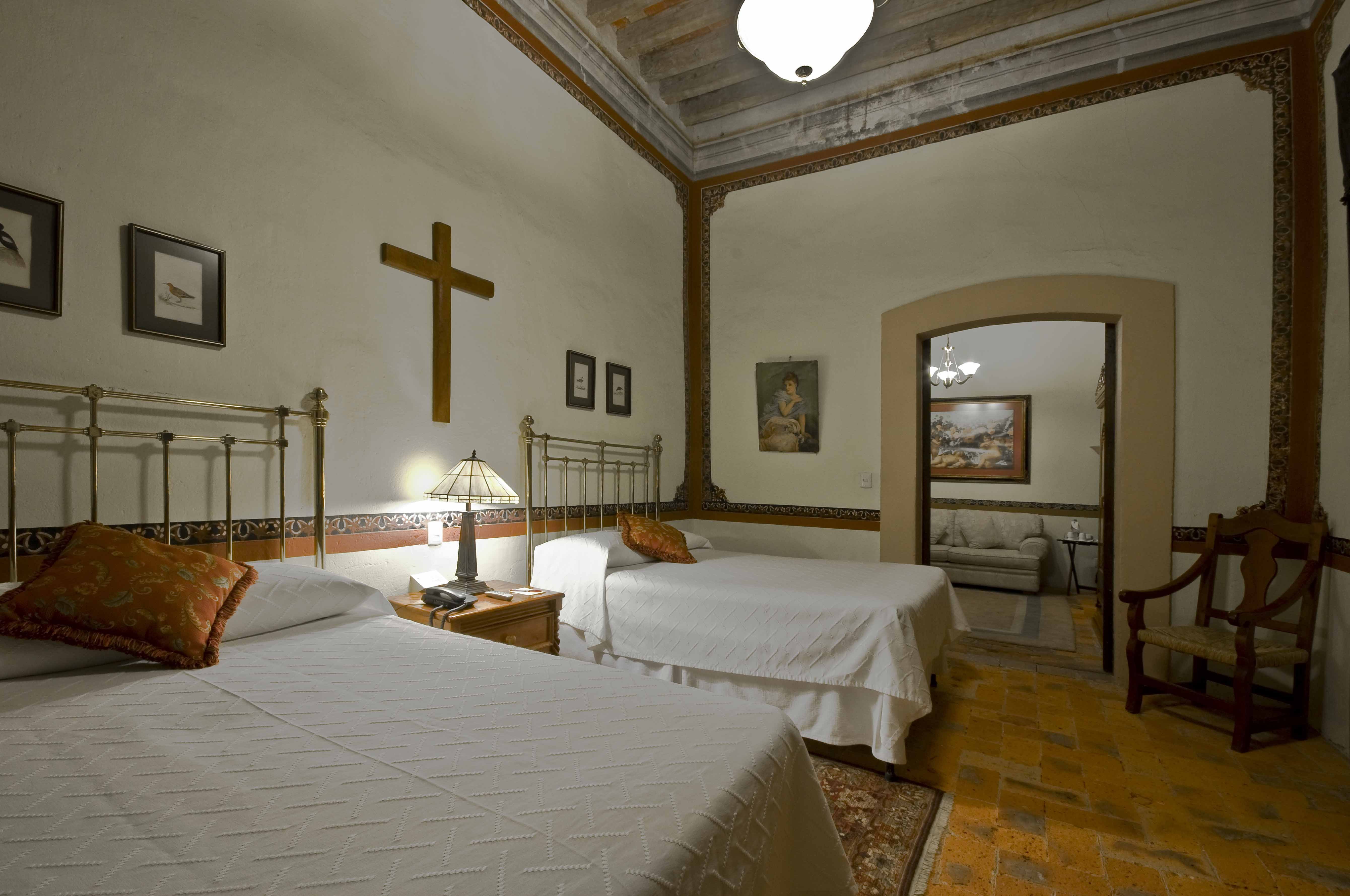 Hacienda Sepulveda Hotel Spa 5/24