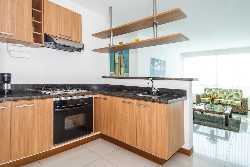 Travelers Suites Orange Cartagena 5/38