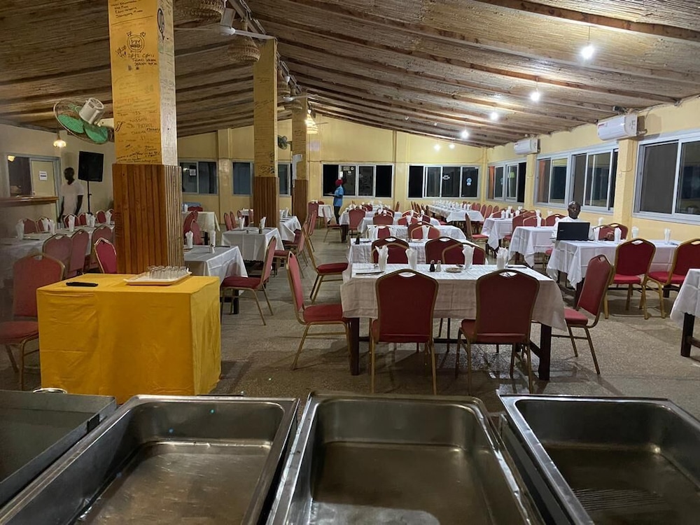 Hotel & Campement du Lac Rose 6/14