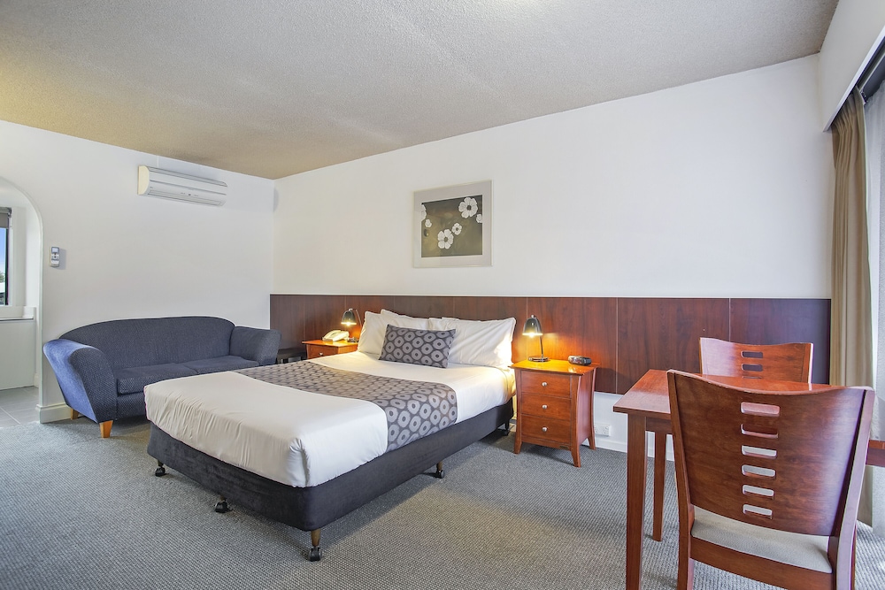 Central Court Motel 4/35