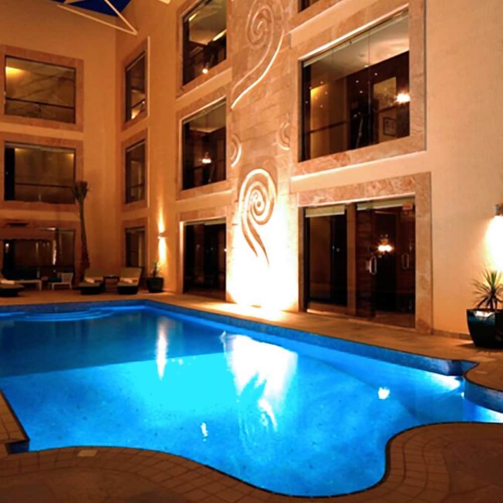 جراند بلازا الرياض(Grand Plaza Hotel - Takhasosi) 44/50