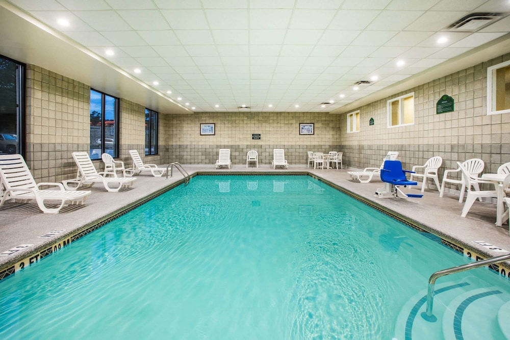 Wingate by Wyndham Atlanta Galleria Ballpark 2/50