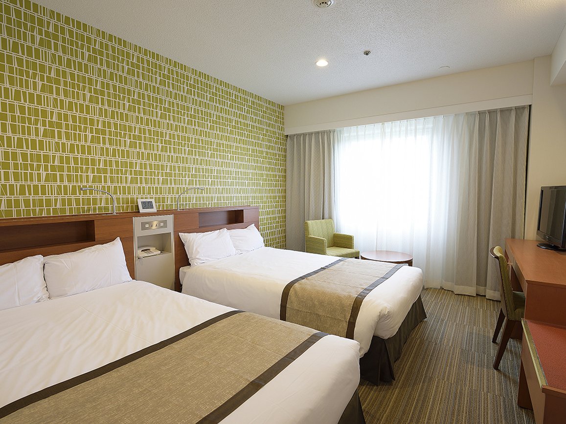 Casual, Twin Beds