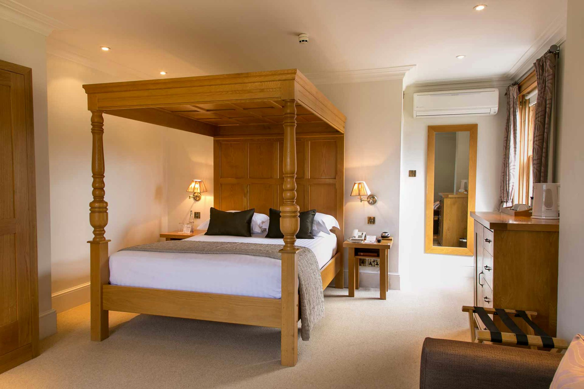 Tewin Bury Farm Hotel 13/38