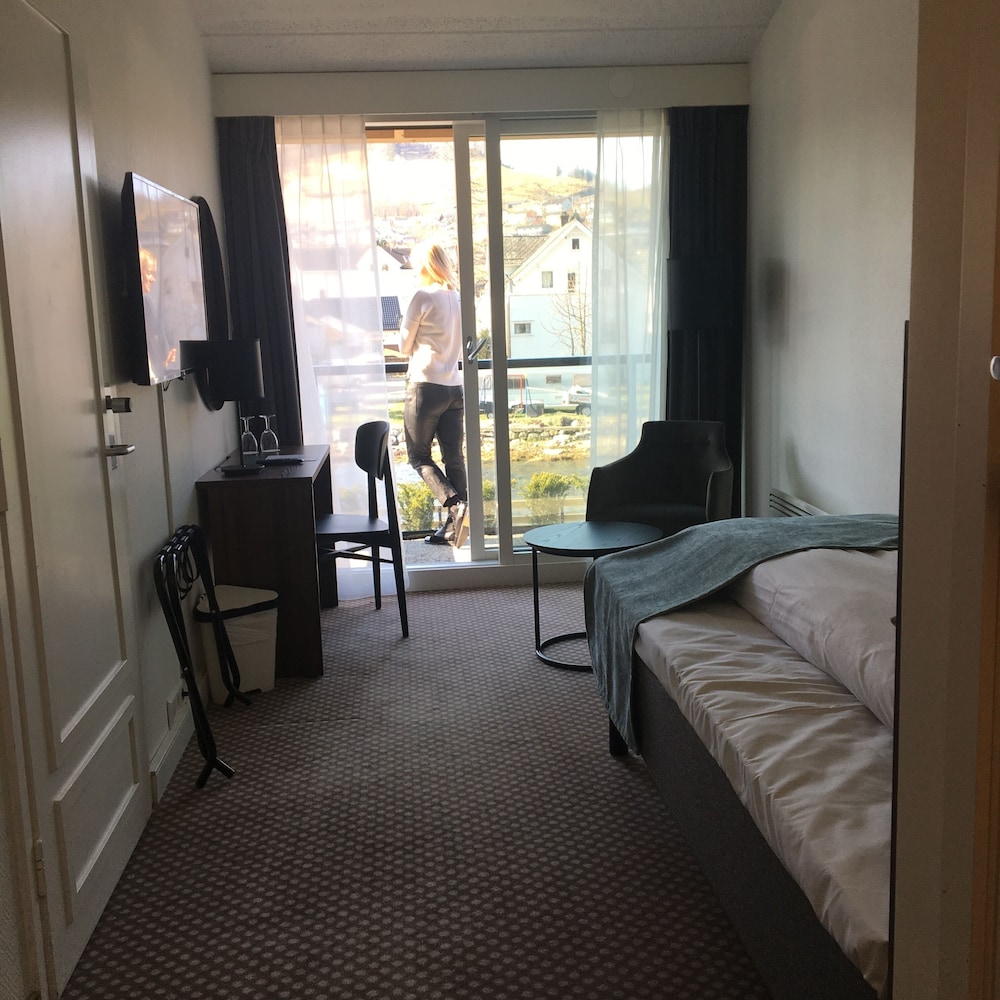 Hardangerfjord Hotel 25/55