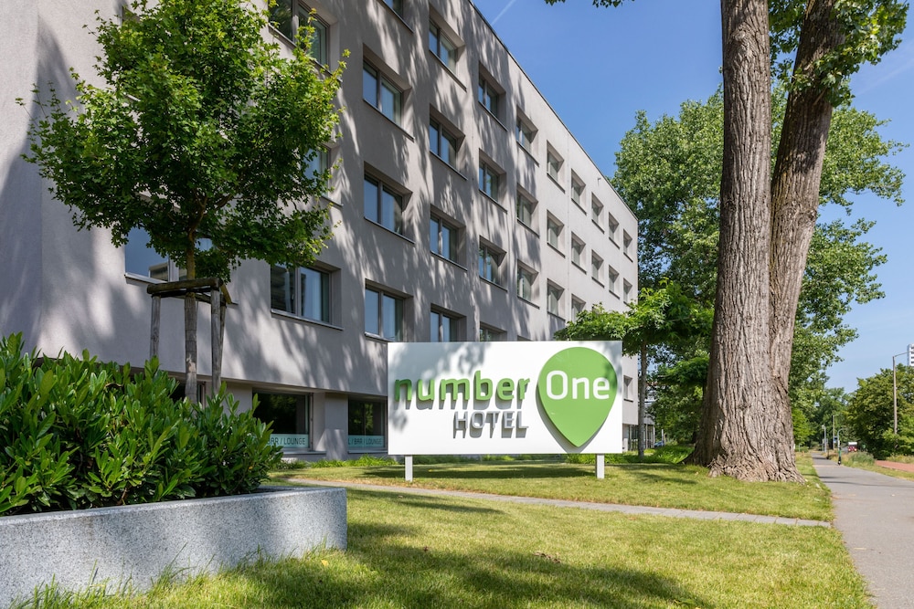 numberOne Hotel 6/44