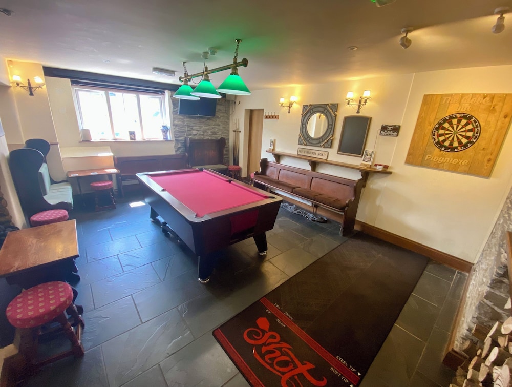 The Globe Inn 7/46