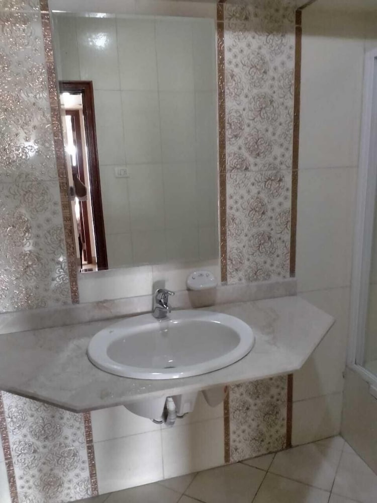 Nile Sky Suites Hotel 44/50