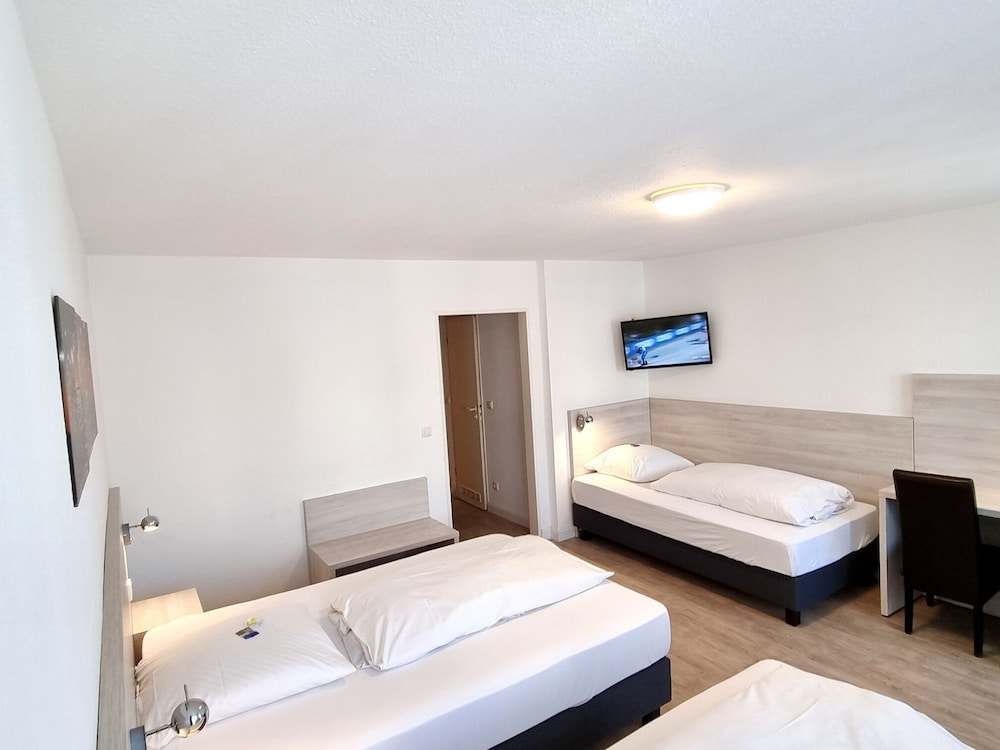 Adler Hotel Frankfurt 9/50