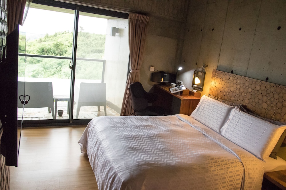 ROOM, DOUBLE BED, SEA VIEW