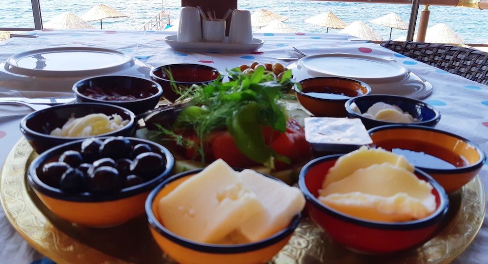 Nazan Motel & Restaurant & Beach 22/50