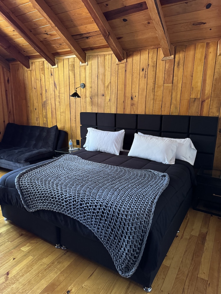 PINE TREE Hotel Boutique and Cabanas 17/56