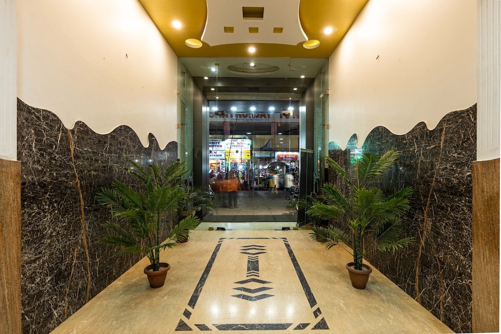 HOTEL AVON RUBY 38/54