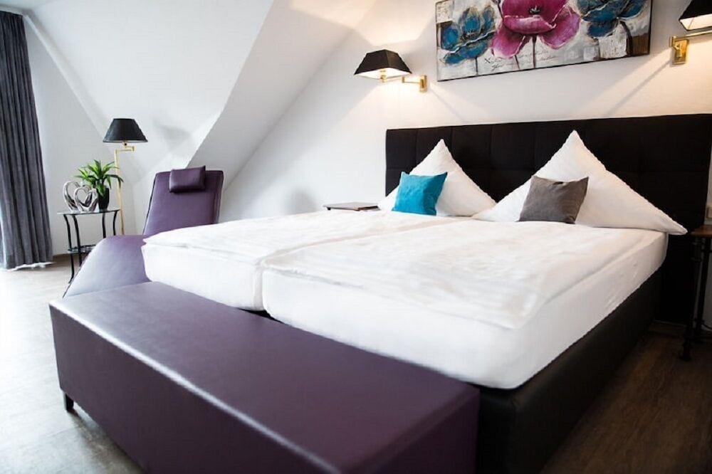 Hotel Ostfriesen-Hof 10/40