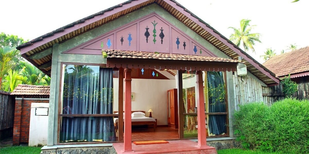 Abad Whispering Palms in KOTTAYAM