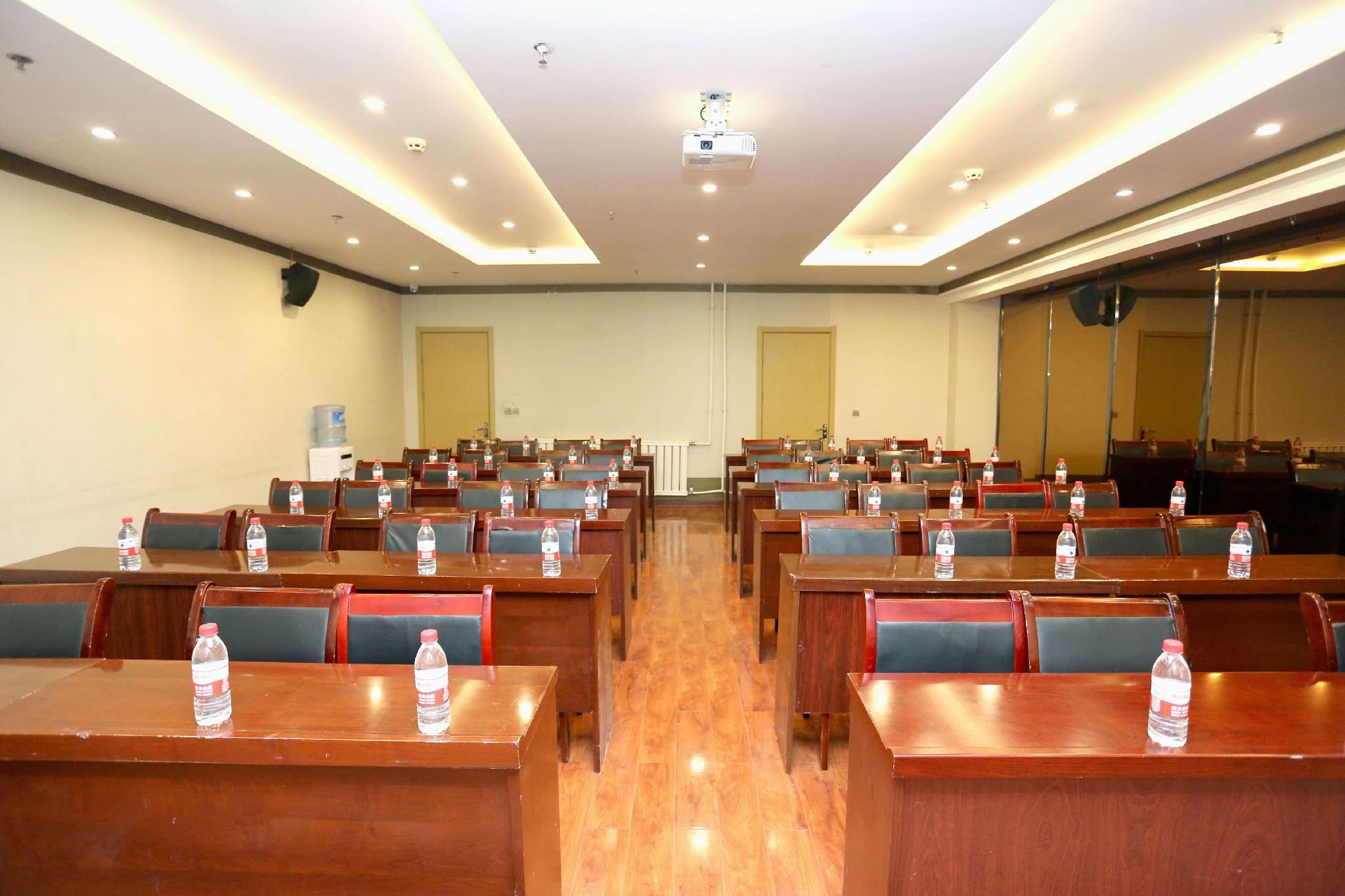 GREENTREE INN TAIYUAN YINGZE DISTRICT JIANSHE(S)ROAD CHANGFENG STREET HOTEL 43/50