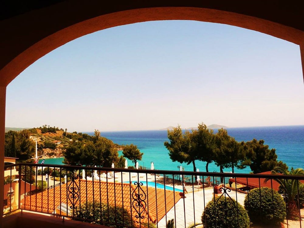 Milia Bay Hotel and Apartments 26/32