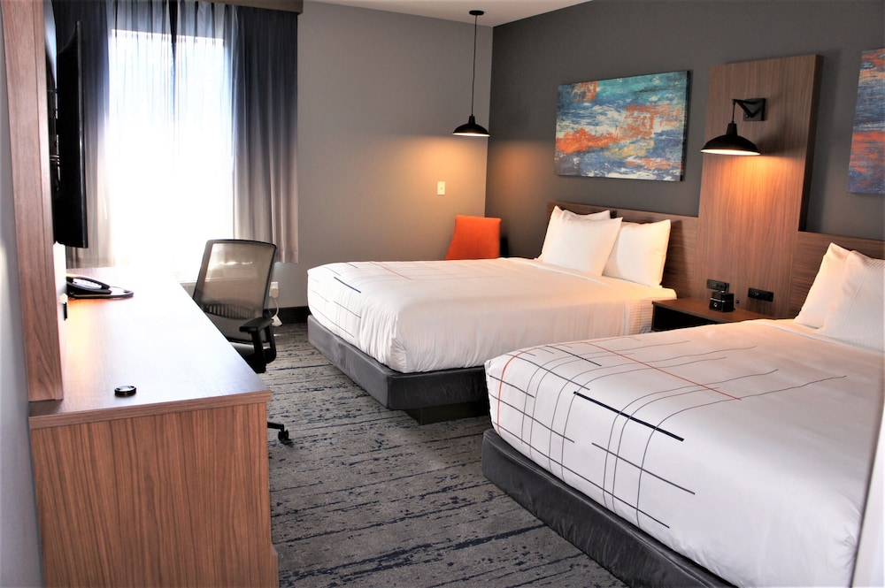 La Quinta Inn & Suites By Wyndham Marysville 17/57
