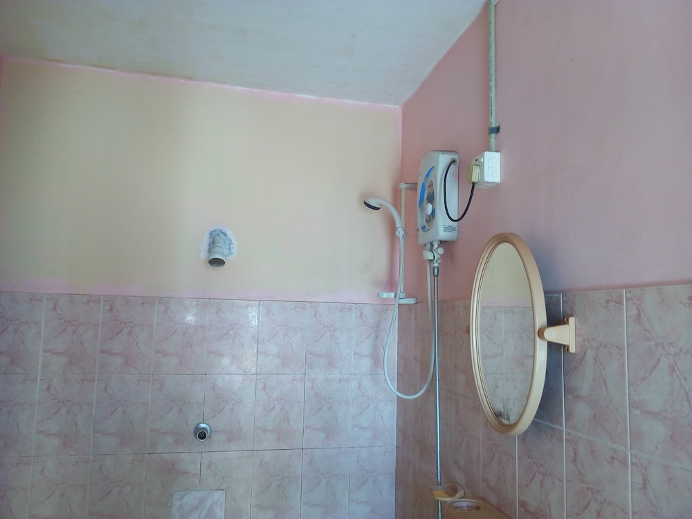 Randi Homestay 22/23