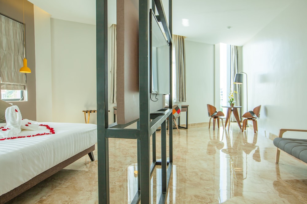 Bzz Hotel 49/61