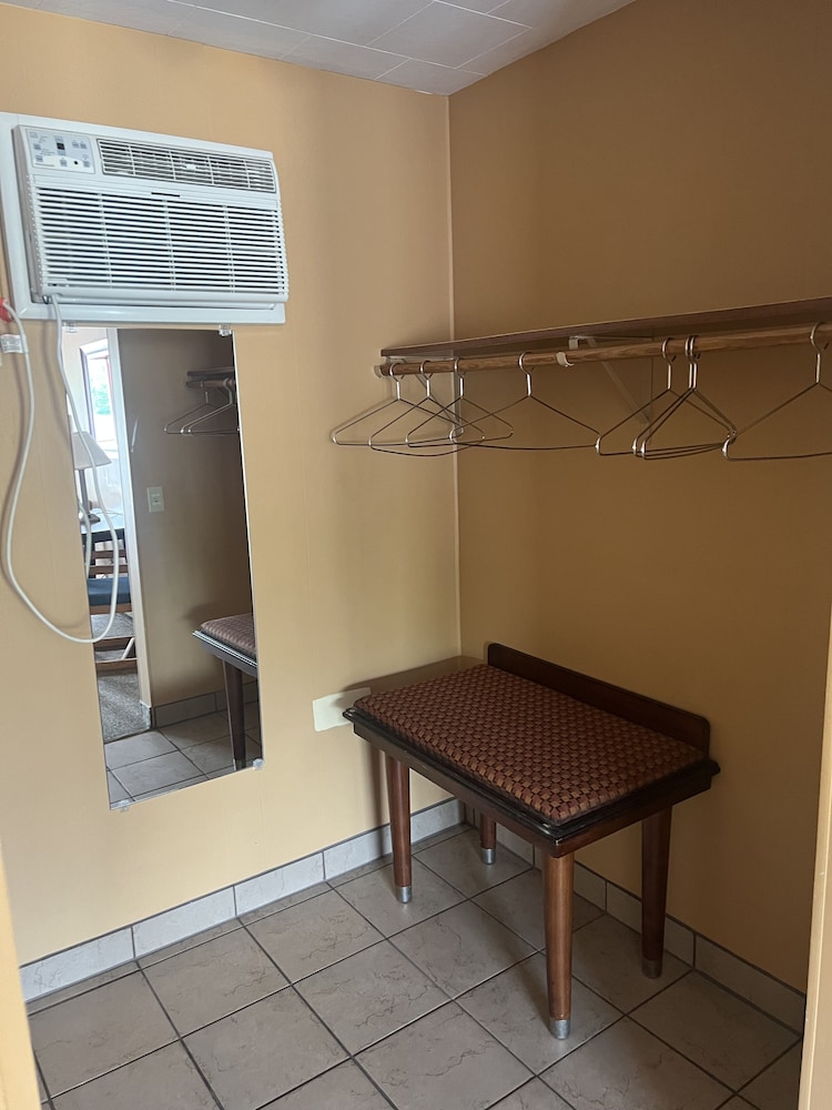 All Star Value Inn 9/74