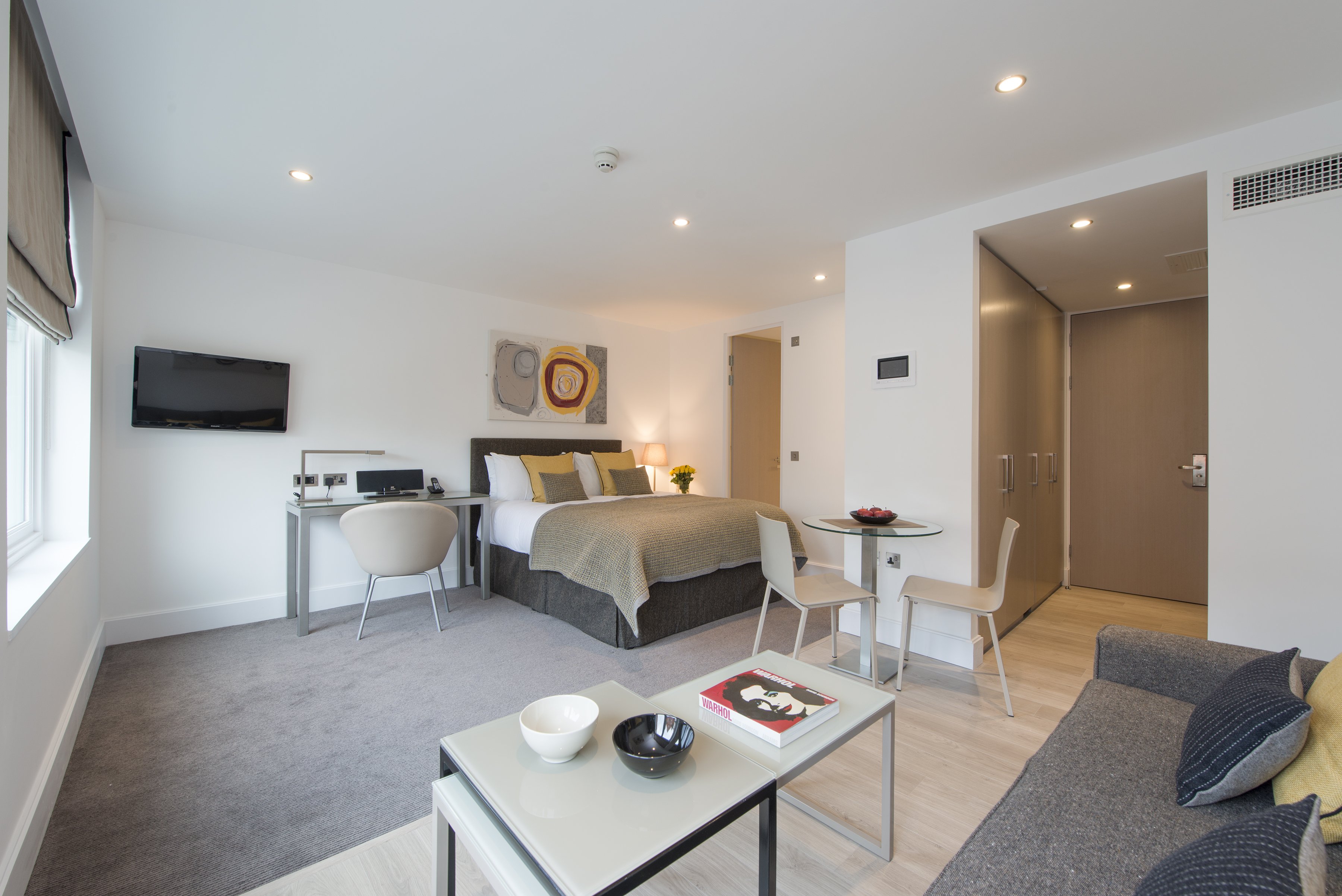 The Rosebery 27/41