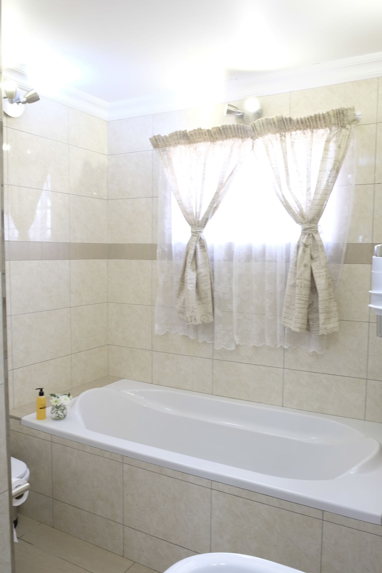 2 BEDROOMS, EXECUTIVE, SUITE
