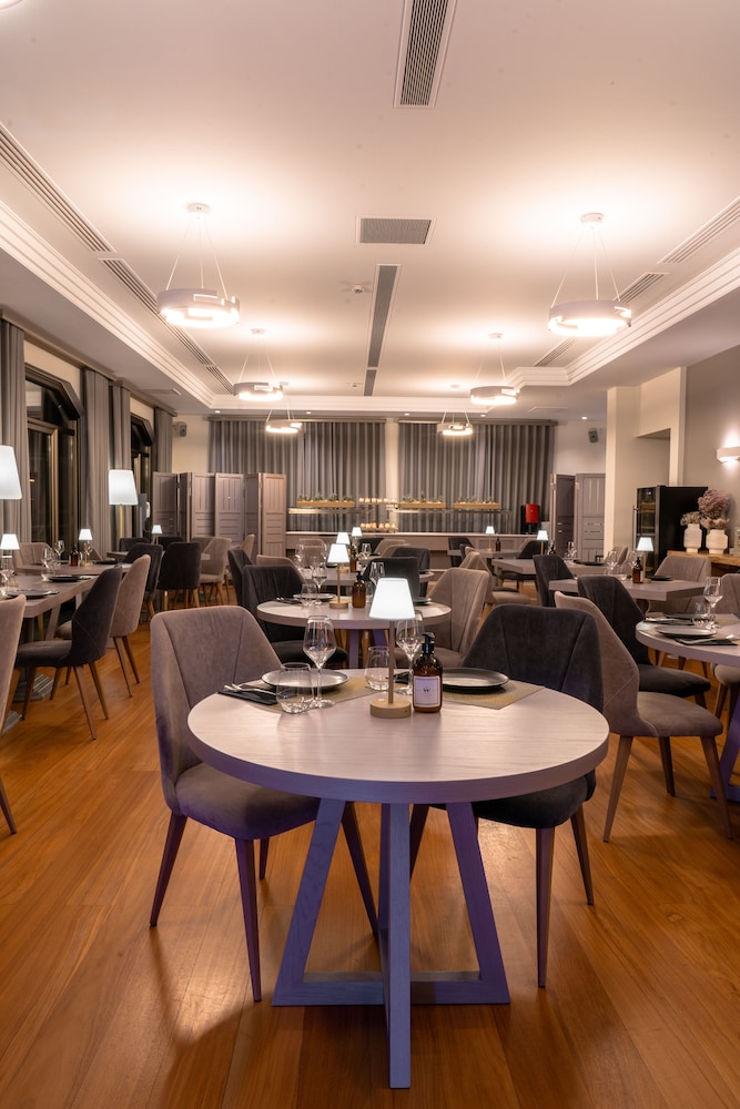 PATRAS PALACE HOTEL 33/50